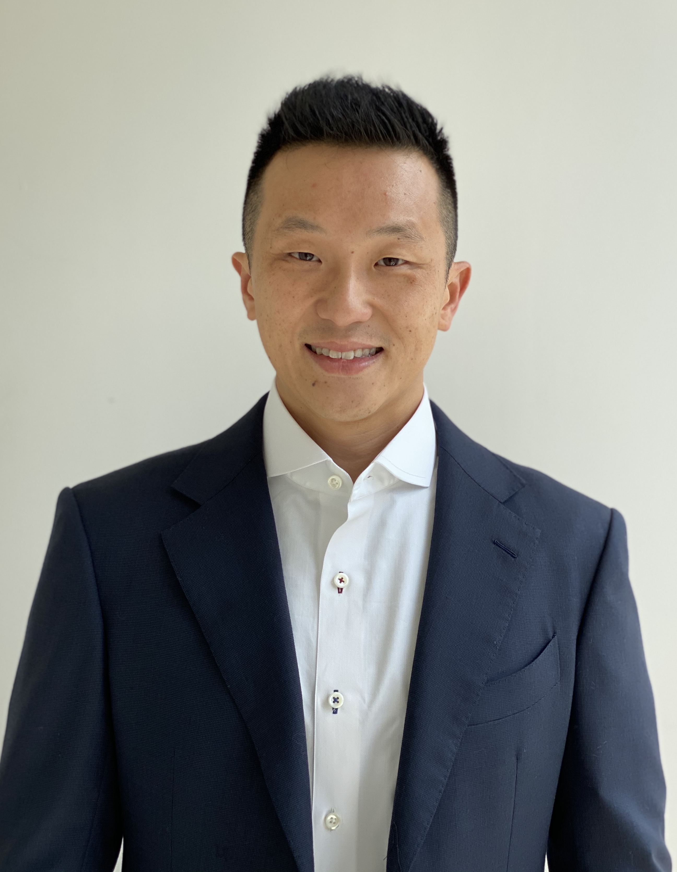 Dr Tommie Chen - Medical Professional & Advisor